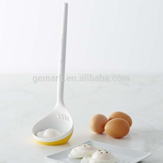 Nylon Kitchen Egg Poacher Ladle With Long Handle